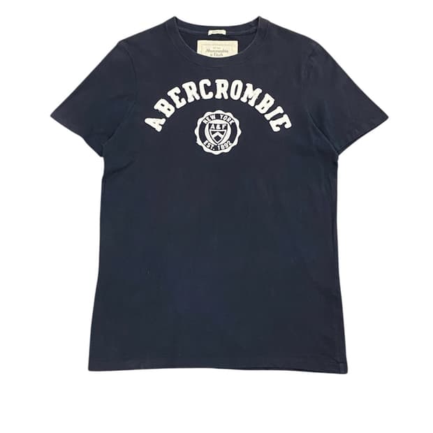 Abercrombie 베이직 로고 반팔티셔츠