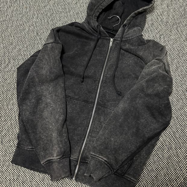 ZARA HOODIE