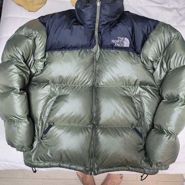 노스페이스 구형 눕시 패딩 카키 상태 새상품급