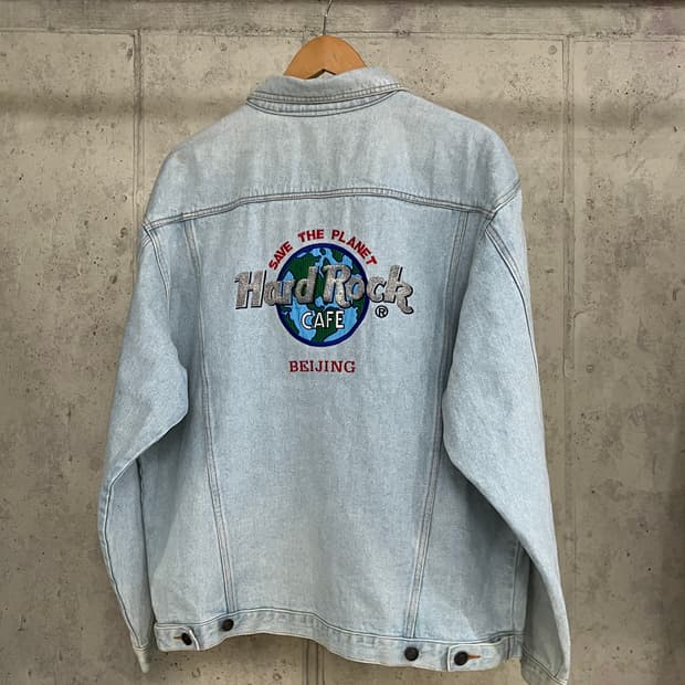 90s HARD ROCK CAFE DENIM JACKET