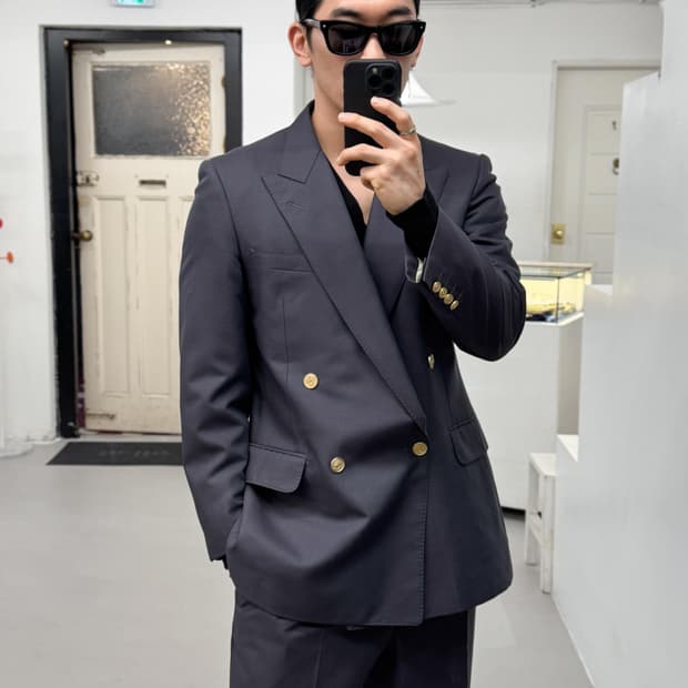 버버리 금장 더블 수트