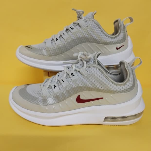 여성 나이키 에어맥스 엑시스 운동화 (220)