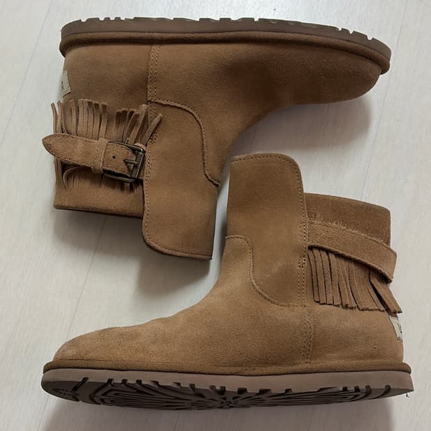 어그 240 부츠 정품 