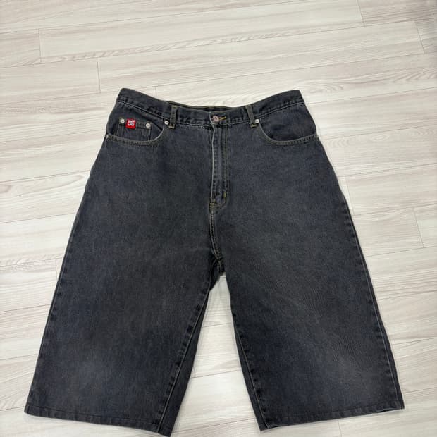 디씨슈즈 하프팬츠