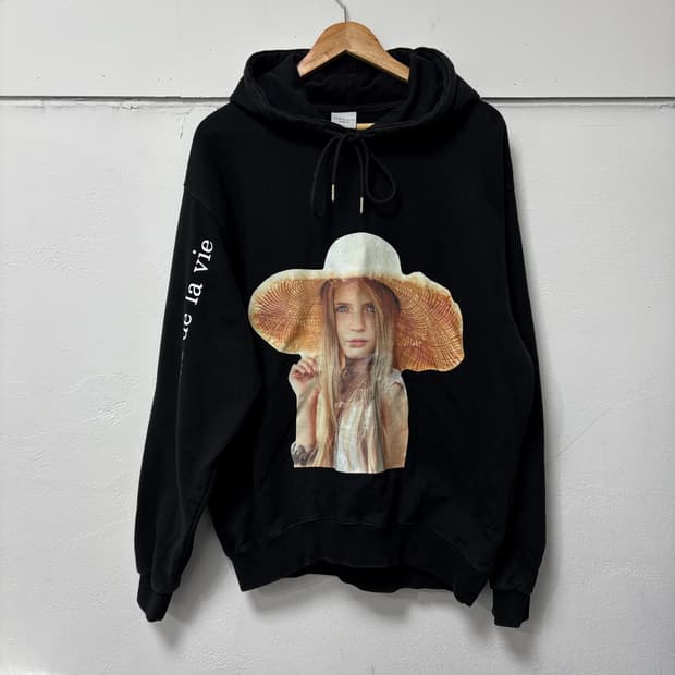 아크메드라비 블랙 프린팅 후드티