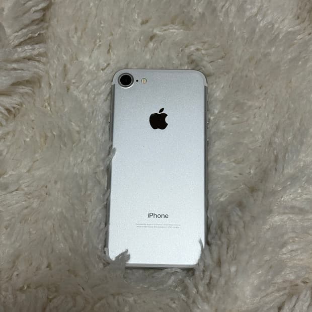 아이폰 7 실버 32GB 무음카메라
