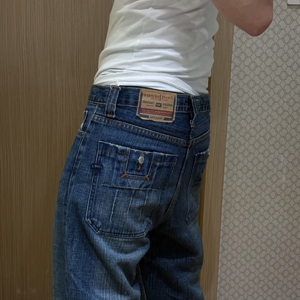 [32] 디젤(Diesel) 빈티지 워싱 버튼플라이 데님