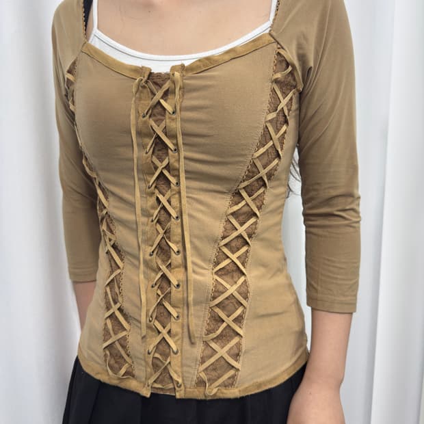 pinky&dianne eyelet top