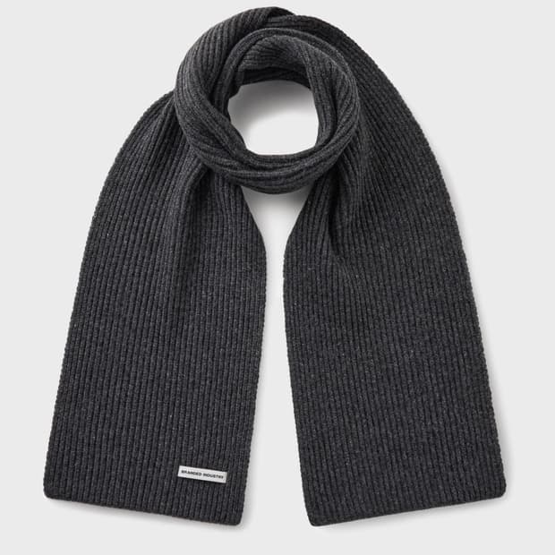 [OS] 브랜디드 리브드 니트 머플러(차콜)