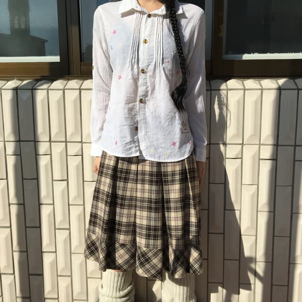 Embroidery pattern shirt