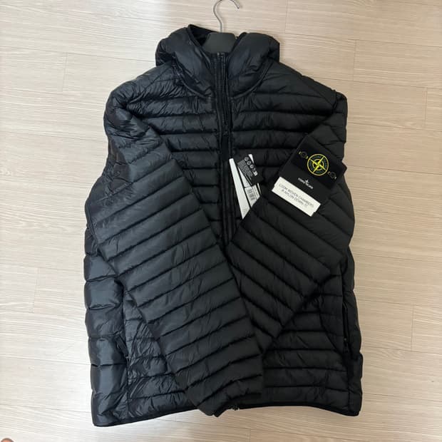 스톤아일랜드 23ss 룸우븐 경량패딩 XL 새상품