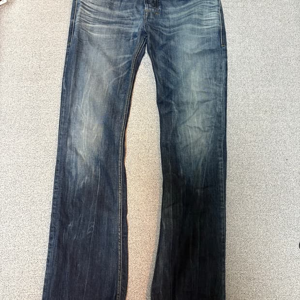 디젤 자티니 부츠컷