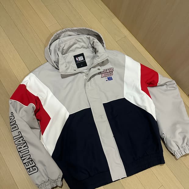 NBA 시카고불스 누빔점퍼 후드 바람막이 M
