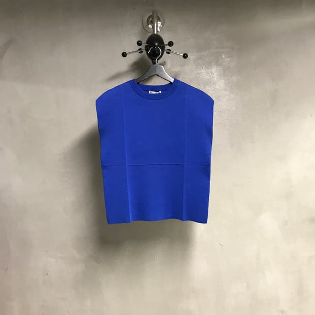 발렌시아가 슬리브리스 블루 36