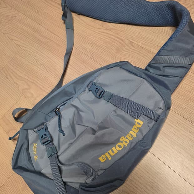 파타고니아 아톰 8L 슬링백 가방
