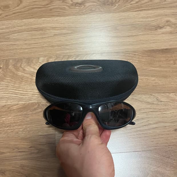 오클리 빈티지 뉴스트레이트자켓 판매