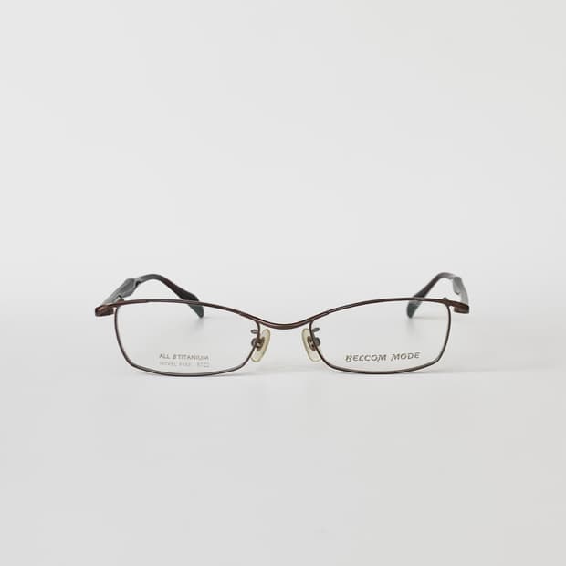 [픽키-577] 스퀘어 사각 온테 티타늄 안경테