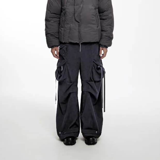 나체 CORDUROY PATCH CARGO PANTS 차콜