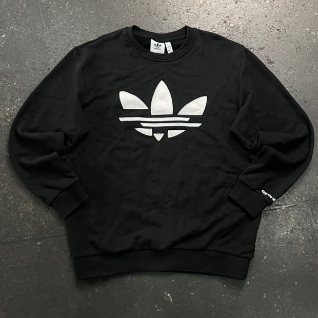 105 아디다스 맨투맨