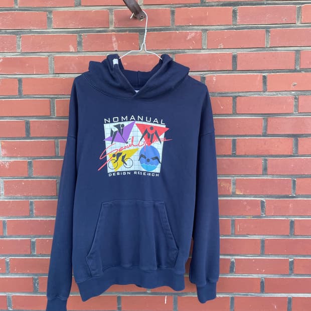 NOMANUAL Hoodie