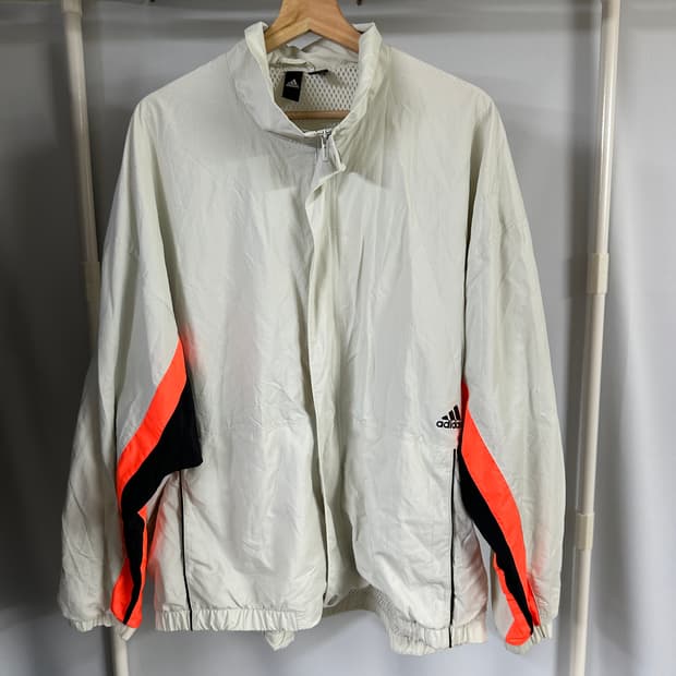 아디다스 바람막이