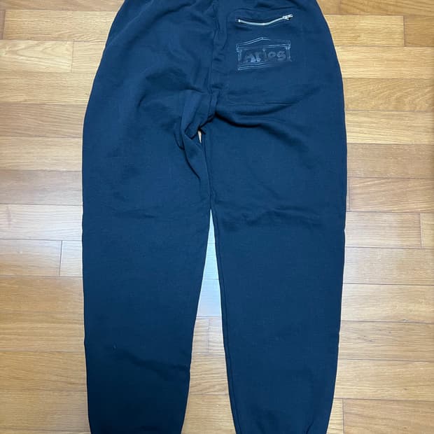 에리즈 aries 스웻팬츠