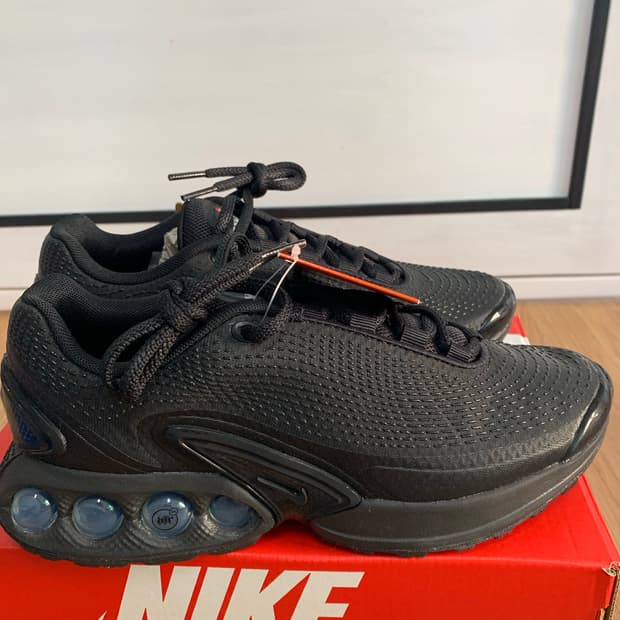 나이키 에어맥스 DN 블랙