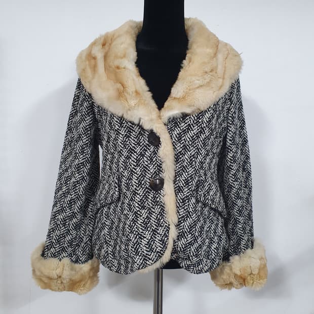 시슬리 토끼털 숄카라 울 자켓 갸루깔 달천깔 라떼갸루 오네갸루 y2k