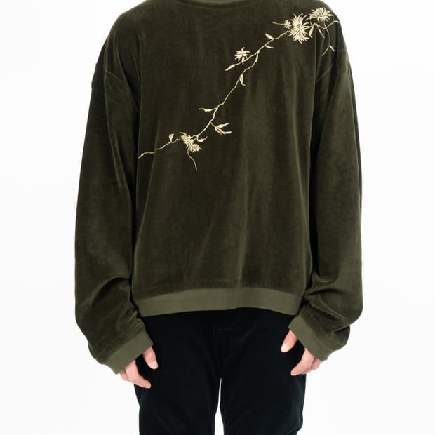 하이더이커만 18FW 벨벳 자수 맨투맨 L (105-110)