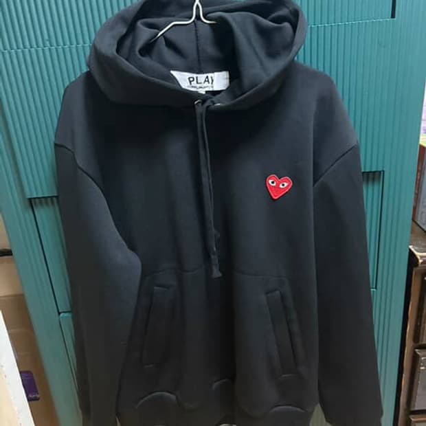 꼼데가르송 블랙 후드티 AX-T174