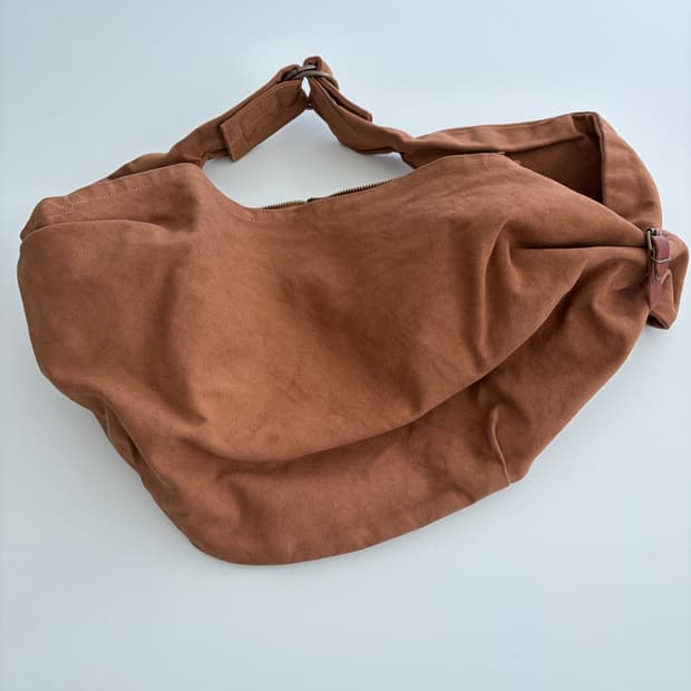 캐피탈 호버 백 브라운