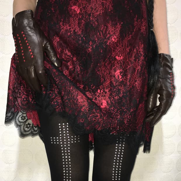 비비안웨스트우드 가죽 스티치 장갑