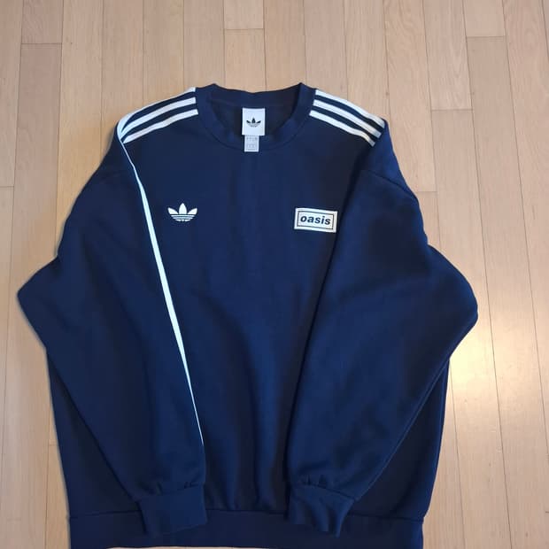 오아시스 맨투맨 xl