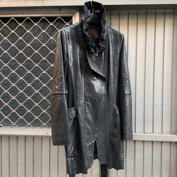 DOHO asymmetric cut sheepskin leather hi