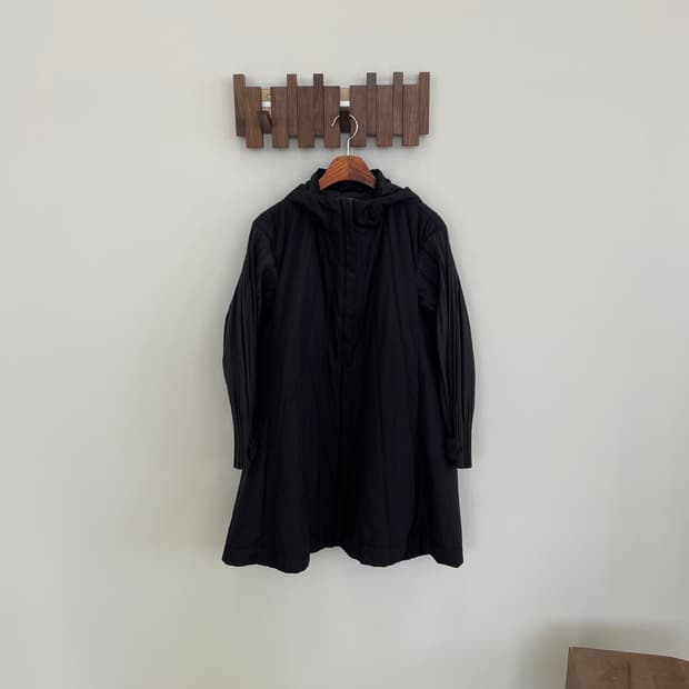 플리츠 플리즈 패딩 코트