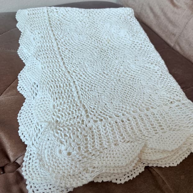 유럽수입 핸드메이드 손뜨개 크로쉐테이블보