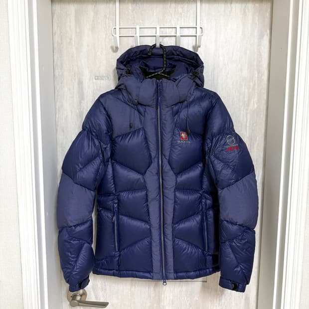 여성 90 / 블랙야크 구스다운 패딩