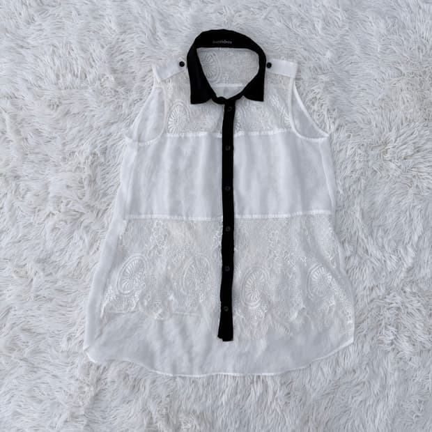 시스루레이스배색블라우스