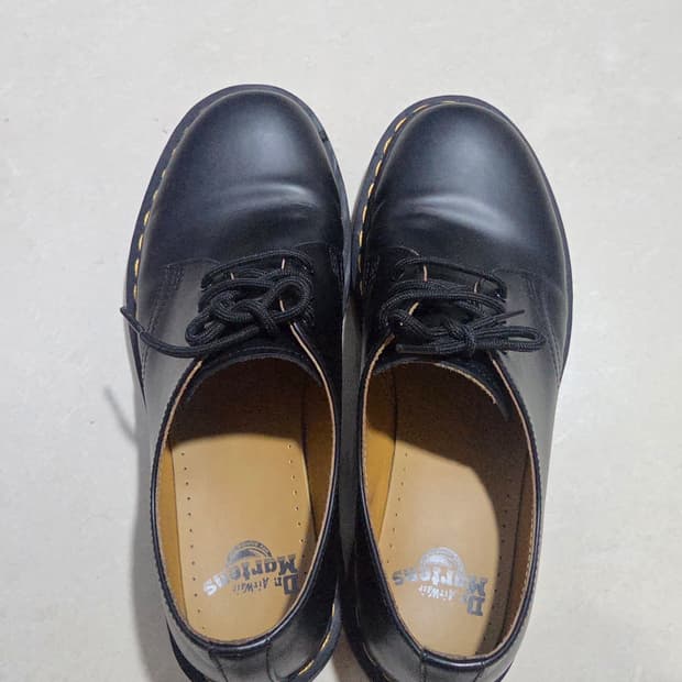 UK8 270 닥터마틴 1461 스무스 블랙 3홀