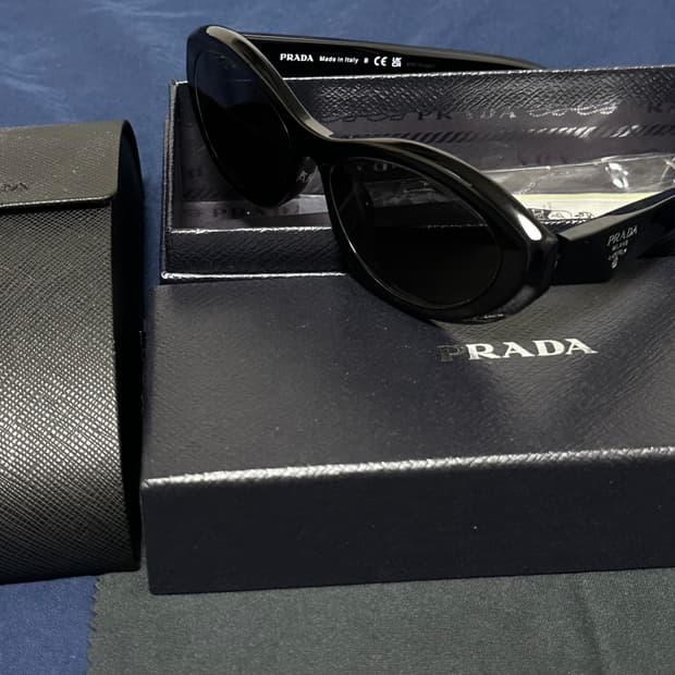 프라다 심볼 선글라스 슬레이트