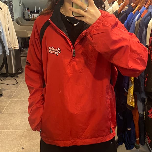 [NO.9] Adidas 레드 반집업 바람막이