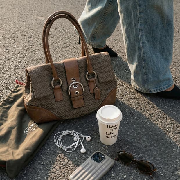 Coach Y2K 시그니처 숄더백