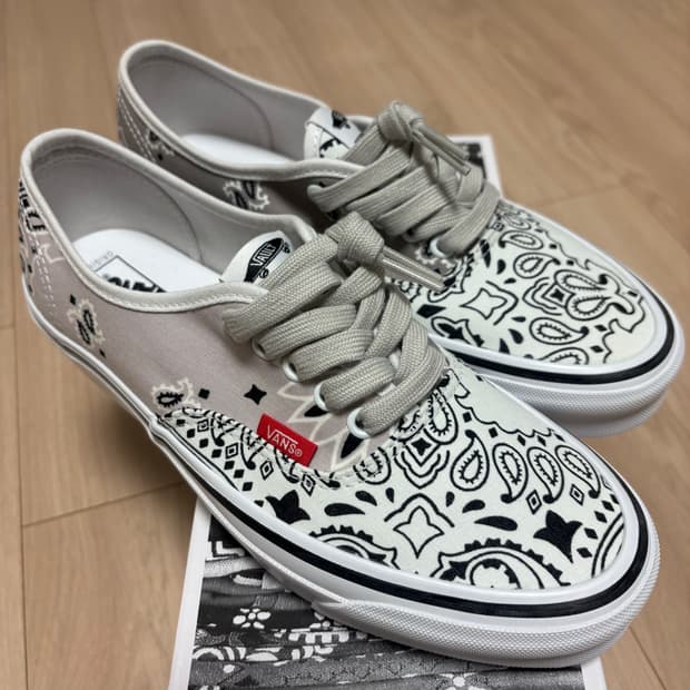 반스 볼트 베드윈 앤 더 하트브레이커스 볼트 어센틱 LX 그레이