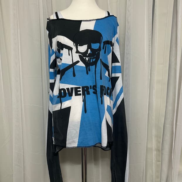 러버스락 펑크 오프숄더 롱슬리브 펑투케