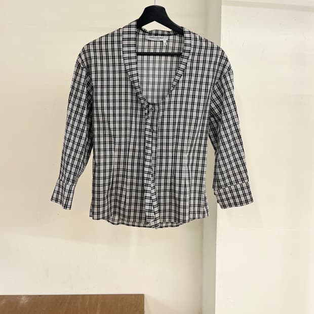 입생로랑 블랙 앤 화이트 체커드 셔츠