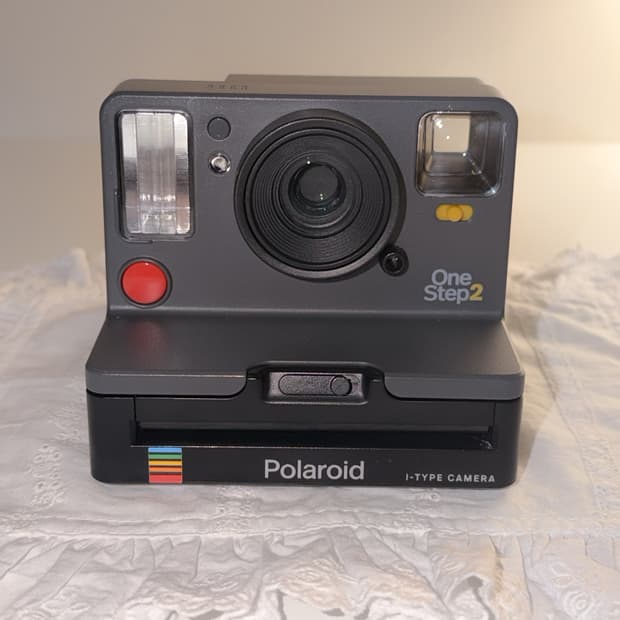 (필름 포함) Polaroid OneStep2 폴라로이드 원스텝2 카메라
