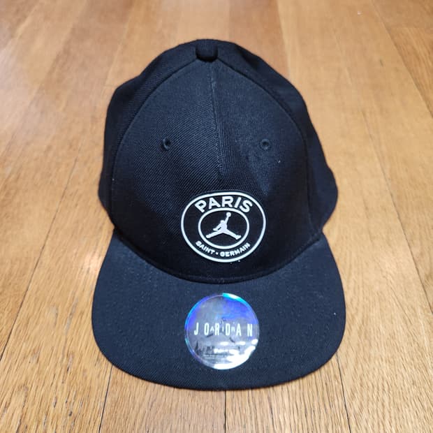 🏀🇫🇷"파리에서 날아온 스웩!"조던 x PSG 컬래버 스냅백