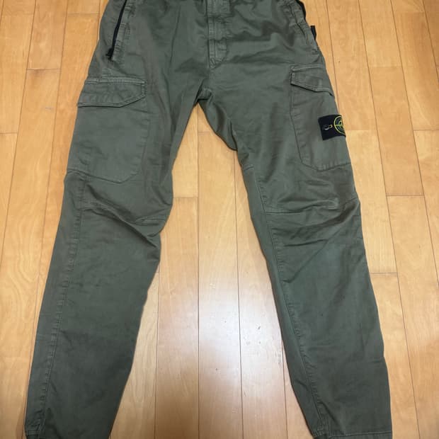 스톤 아일랜드 카고 바지m 사이즈