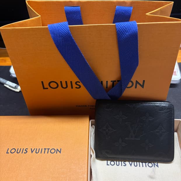 루이비통 쉐도우 반지갑