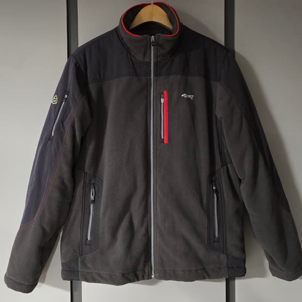 루이까스텔 남자 패딩자켓.
싸이즈 100 . 